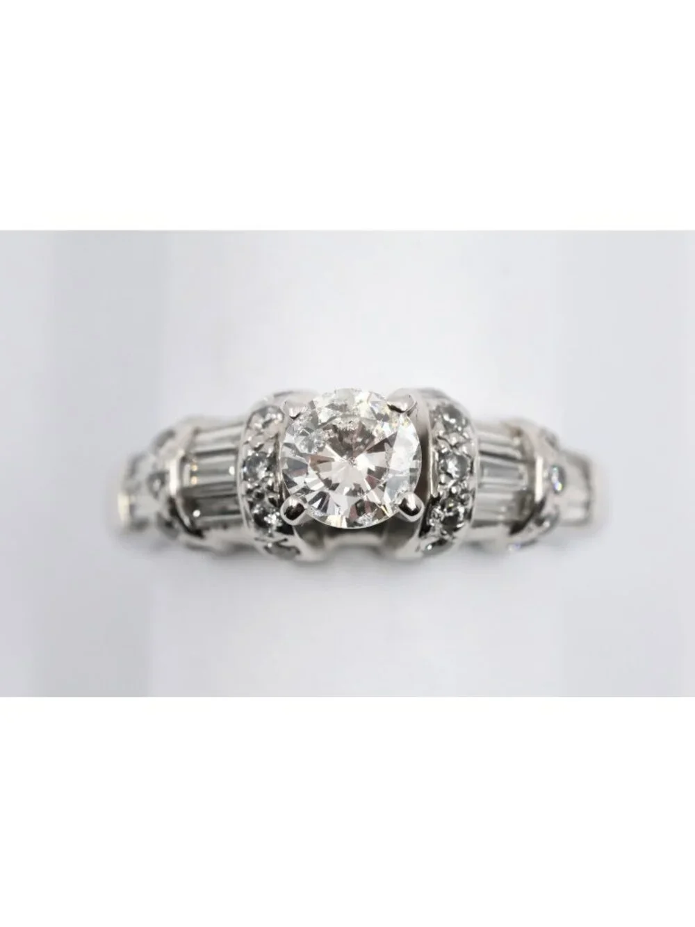 Unique 14K Karat Solid White Gold Ladies Round Diamond Engagement Ring - Size 5